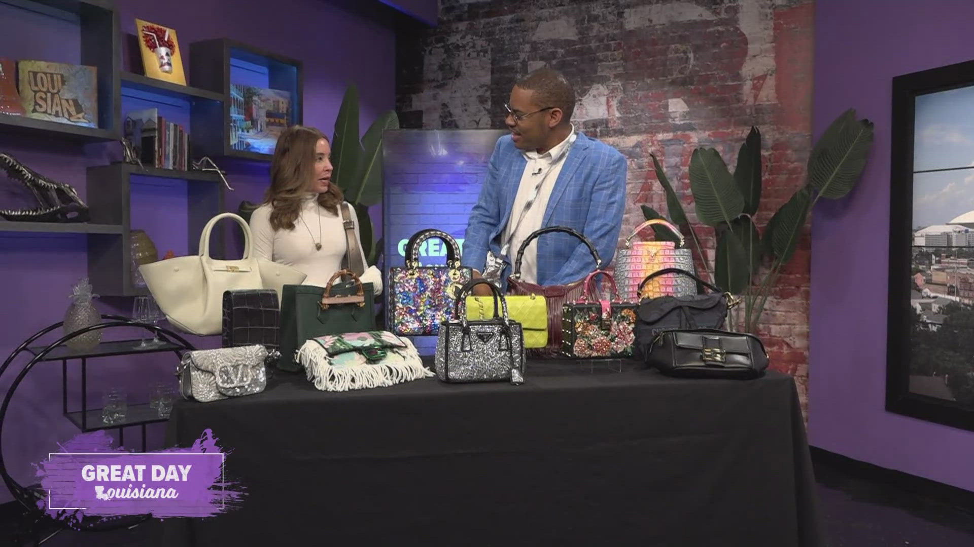 We get some tips to help you pick the perfect purse for any occaision.