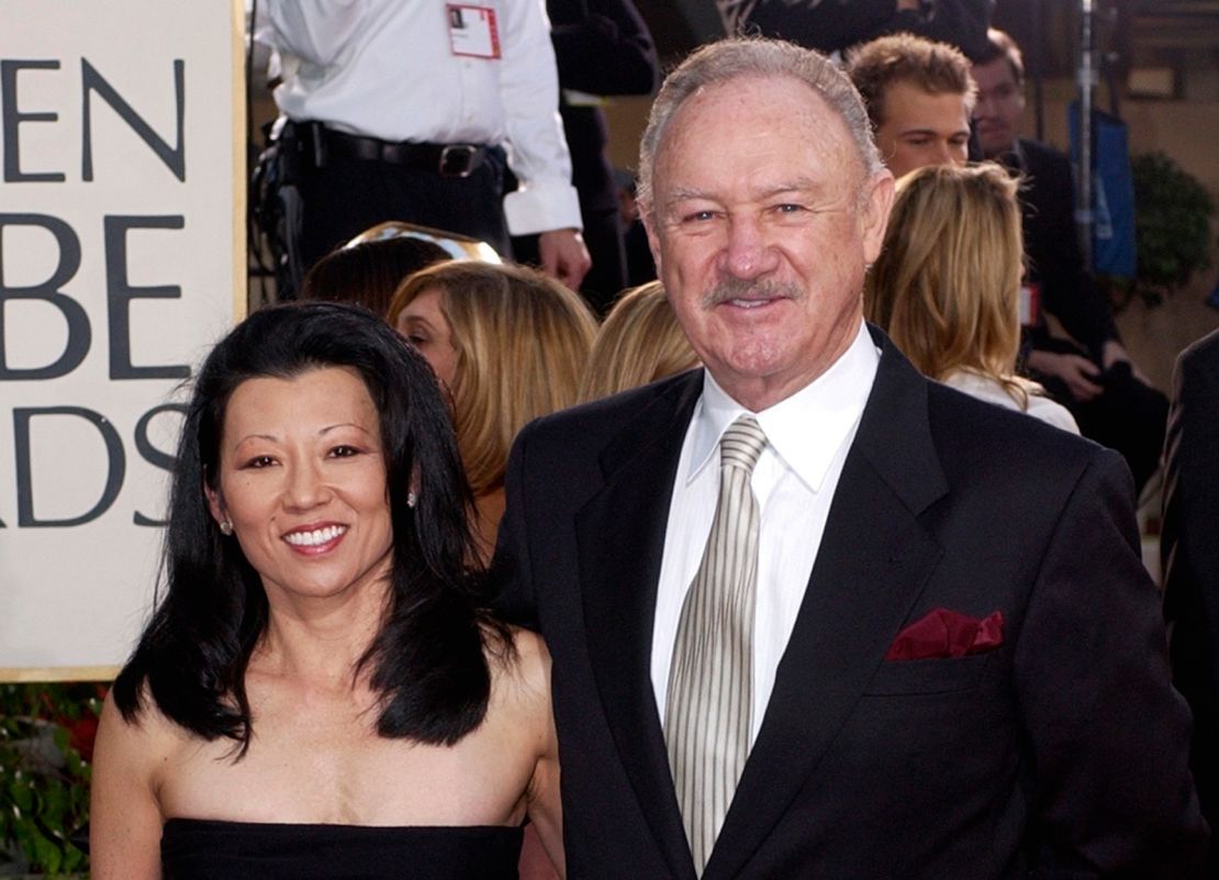 Gene Hackman and his wife, Betsy Arakawa, are pictured at the 60th Annual Golden Globe Awards in Beverly Hills, California, on January 19, 2003.